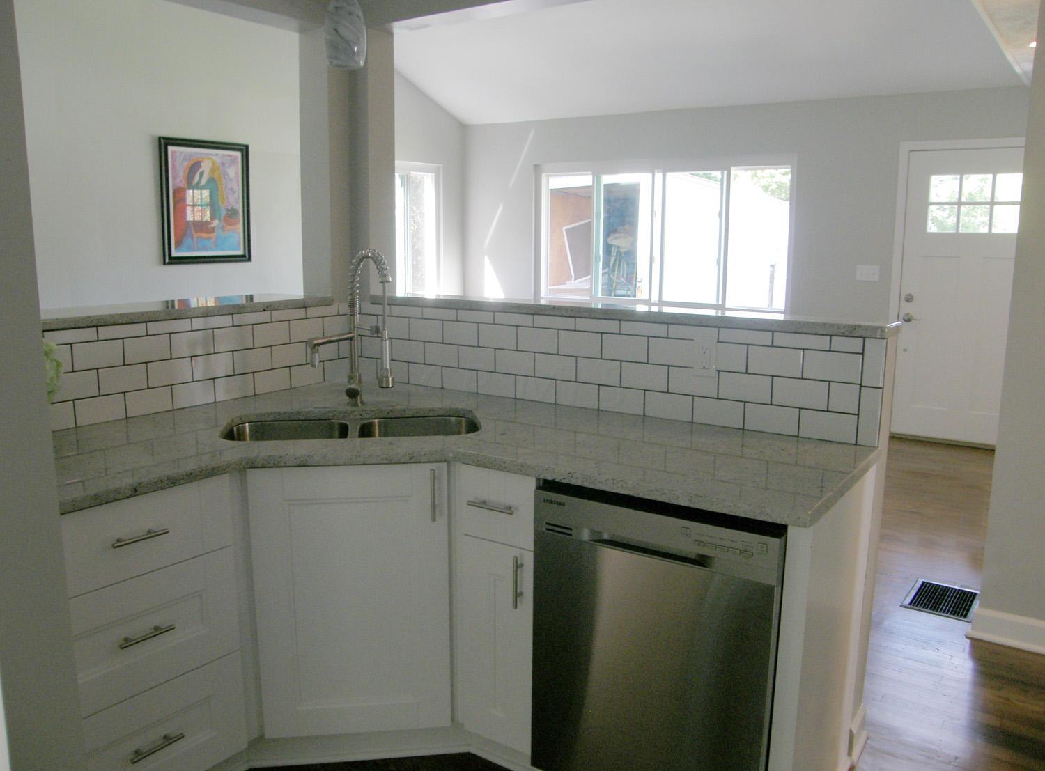 2721 Edgevale Road Columbus, OH 43221 - Photo 9 of 33