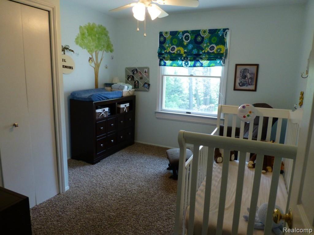 4122 Rohr Road Lake Orion, MI 48359 - Photo 16 of 29 15.jpg