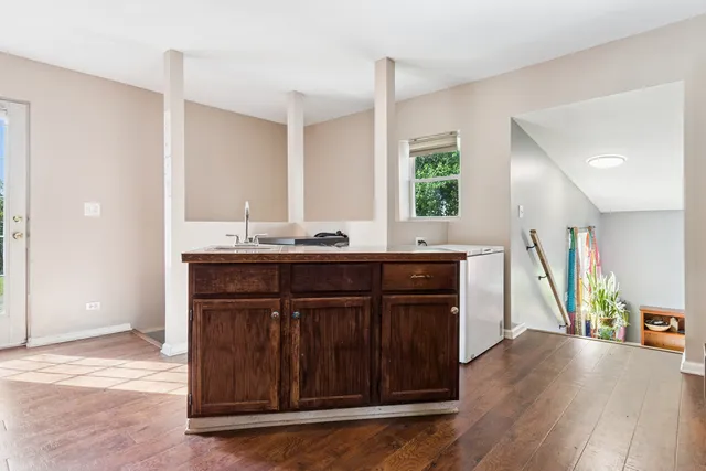 $329,000 | 25W361 Doris Avenue, Carol Stream, IL 60188