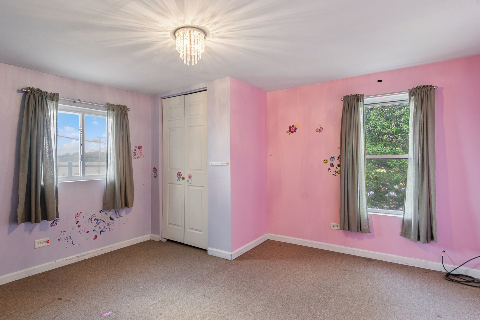 25W361 Doris Avenue Carol Stream, IL 60188 - Photo 10 of 25 wooden floor in an empty room with a window