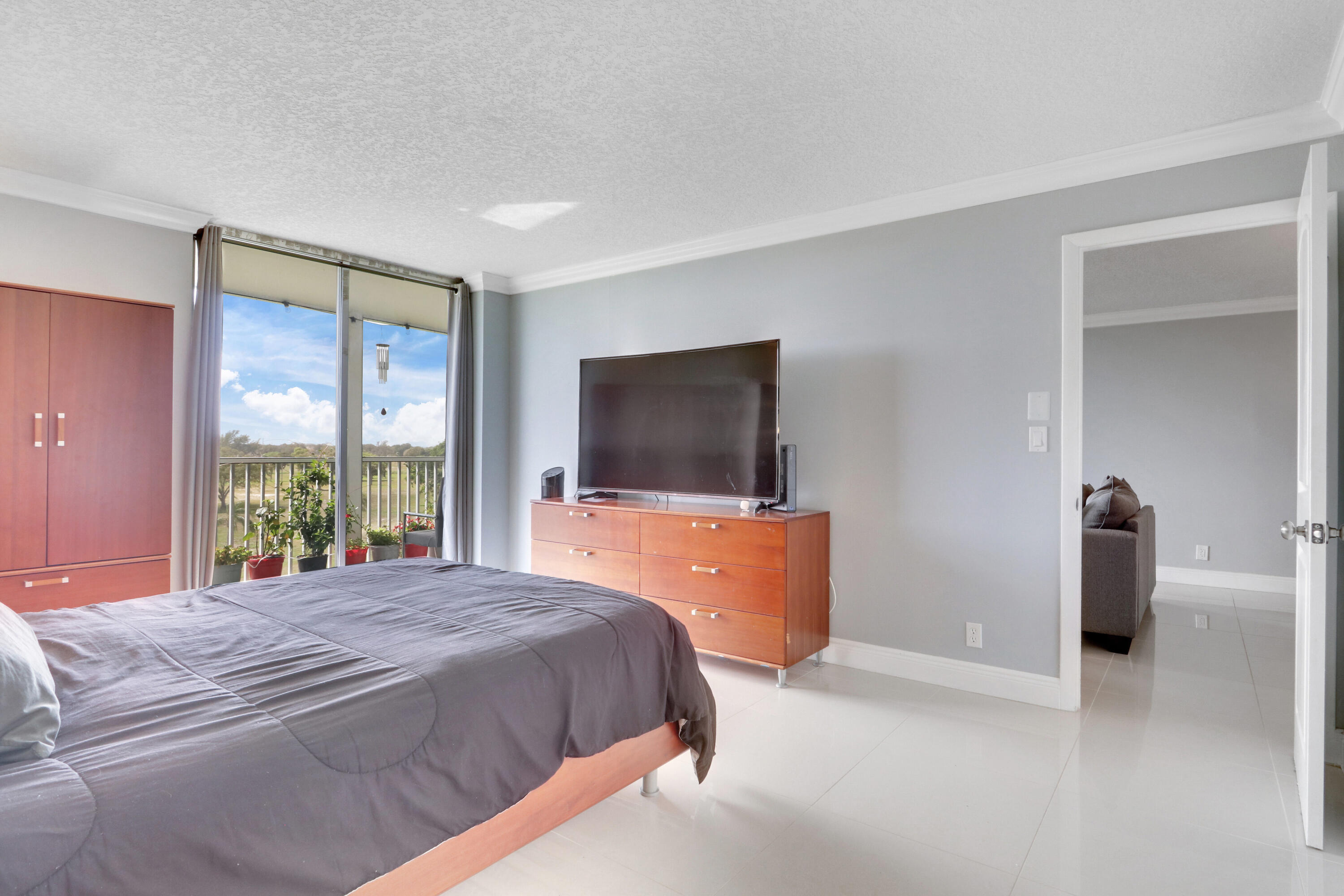 6699 Northwest 2nd Avenue, Unit PHN Boca Raton, FL 33487 - Photo 23 of 35 6699 NW 2nd Ave PHN Boca Raton-print-023