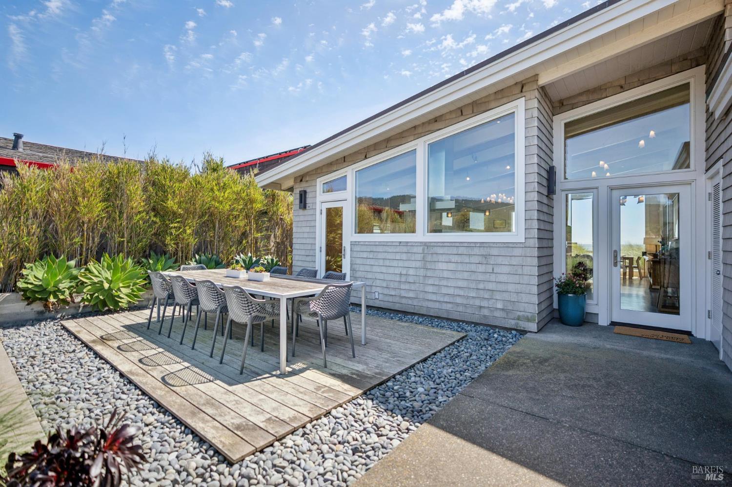 324 Seadrift Road Stinson Beach, CA 94970 - Photo 11 of 66