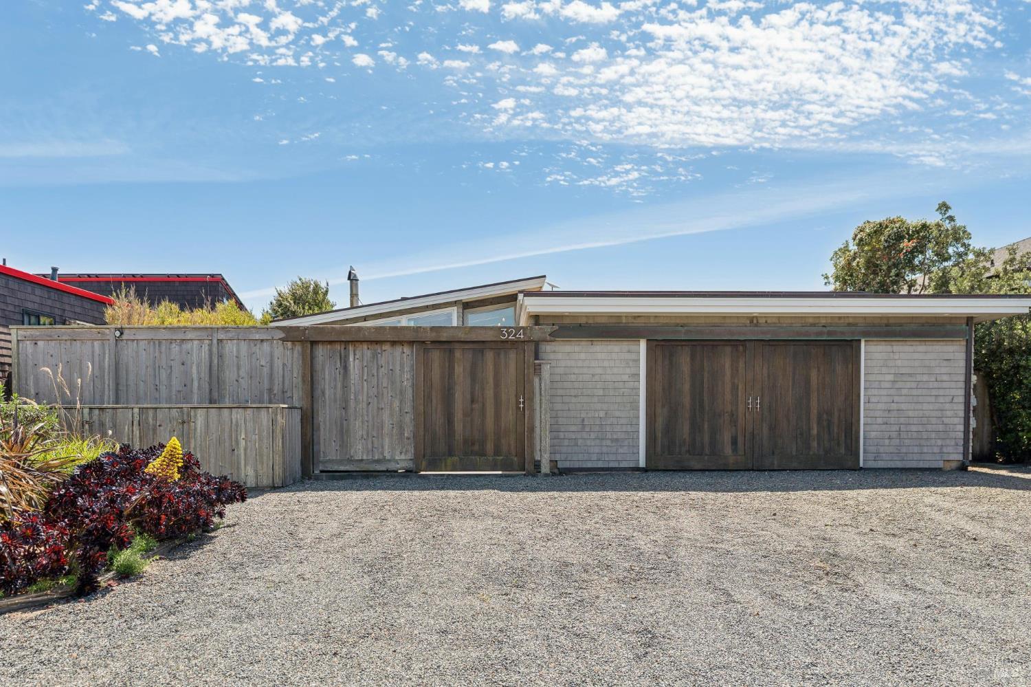 324 Seadrift Road Stinson Beach, CA 94970 - Photo 5 of 66