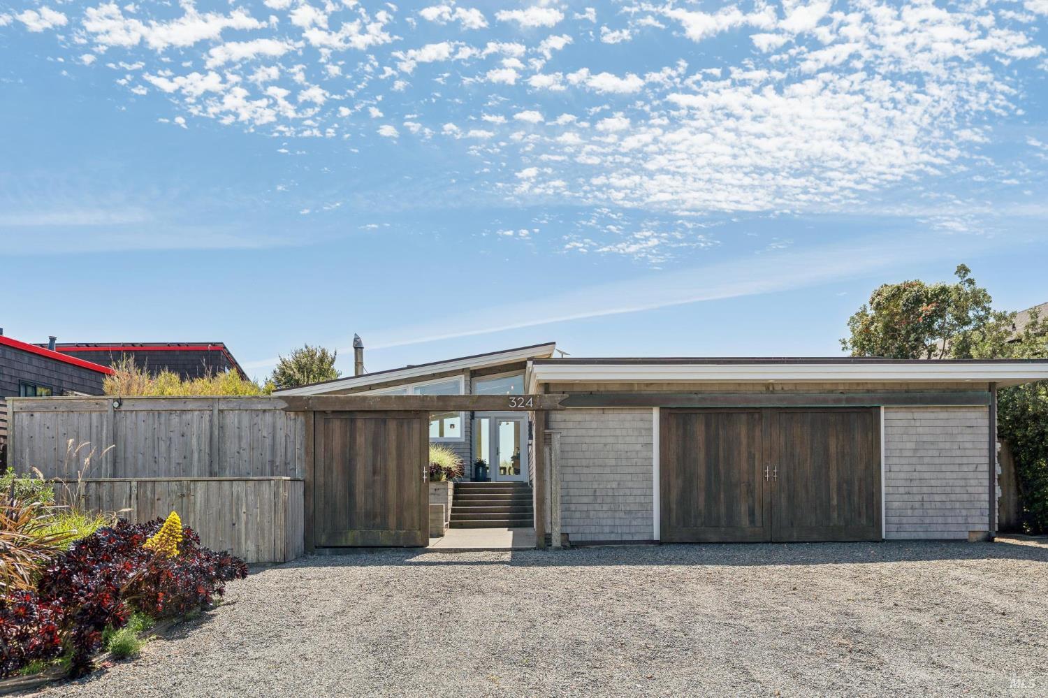 324 Seadrift Road Stinson Beach, CA 94970 - Photo 6 of 66