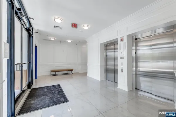 $2,200 | 85 Ridge Road, Unit 301, North Arlington, NJ 07031