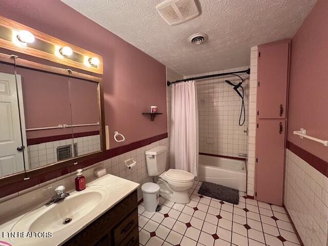 135 Modoc Avenue Northeast Wise, VA 24293 - Photo 45 of 55 Guest Bathroom