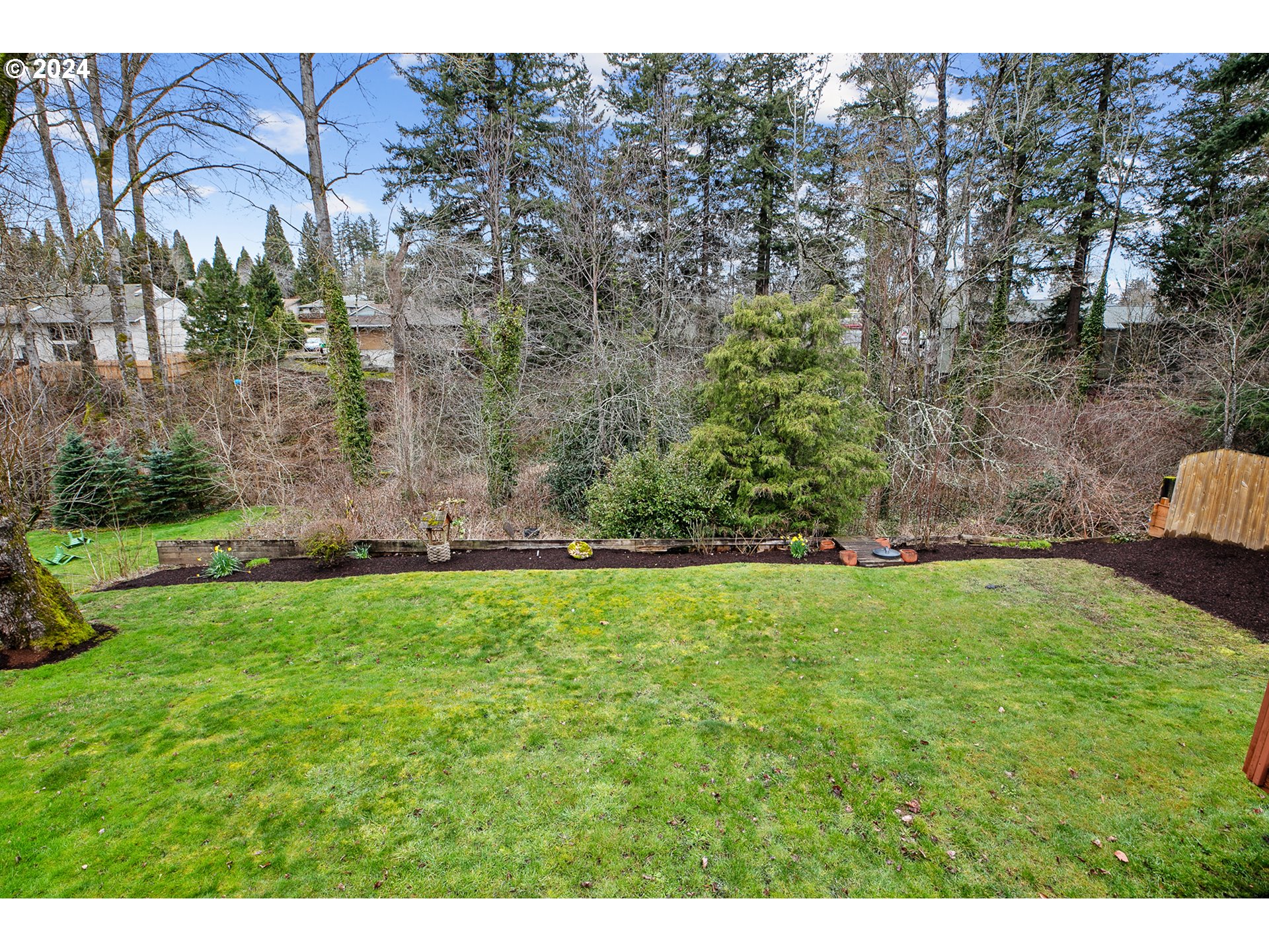 321 Northeast Scott Drive Gresham, OR 97030 - Photo 43 of 48 a view of a backyard