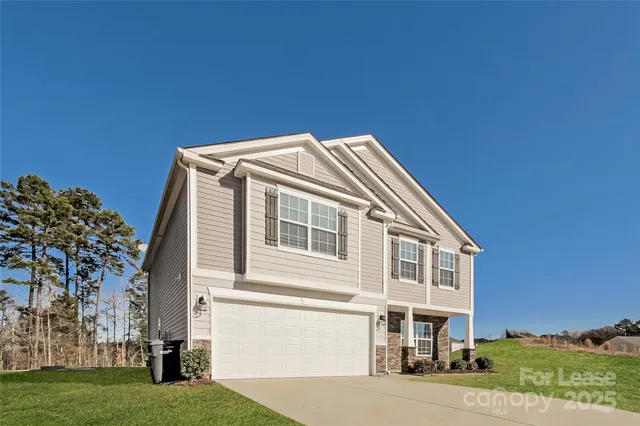 $2,215 | 2012 Misty Rose Lane, Charlotte, NC 28216