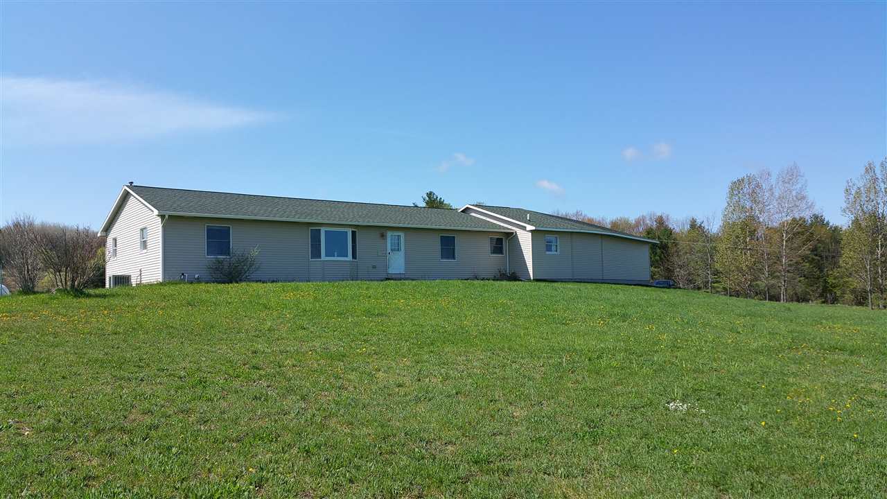 9041 Whitney Road Williamsburg, MI 49690 - Photo 7 of 37 1800191-8.JPG