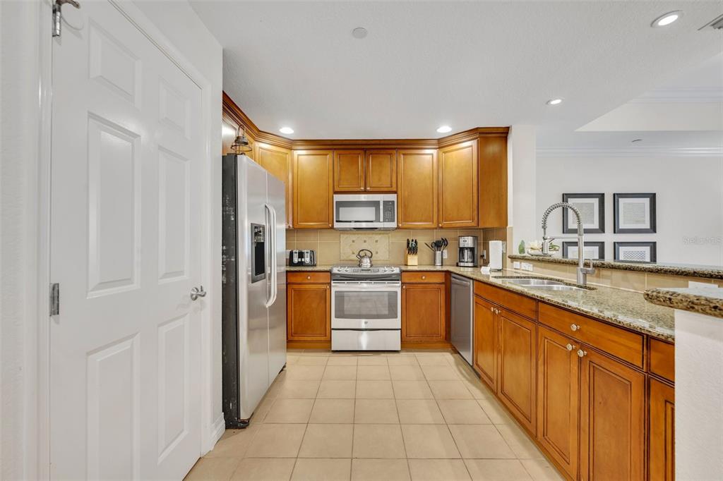 7659 Whisper Way, Unit 102 Reunion, FL 34747 - Photo 6 of 48