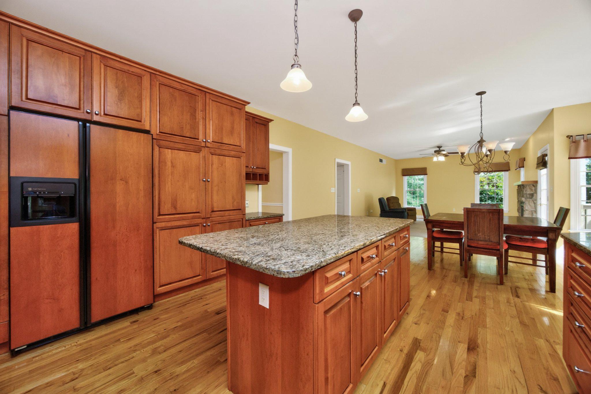 1084 Kaolin Road Kennett Square, PA 19348 - Photo 16 of 68 Eat in kitchen with options