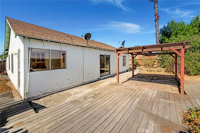 a view of outdoor space