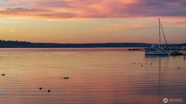 $2,498,000 | 4437 Lake Washington Boulevard Northeast, Unit 202, Kirkland, WA 98033