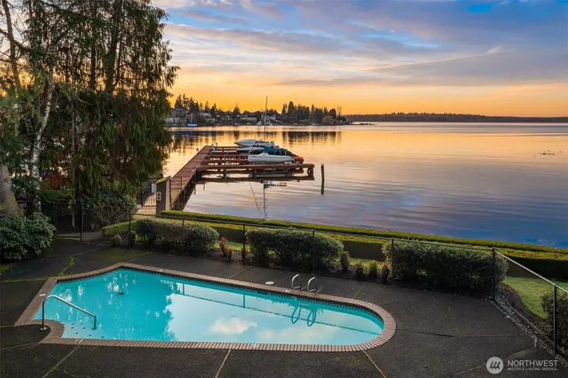 $2,498,000 | 4437 Lake Washington Boulevard Northeast, Unit 202, Kirkland, WA 98033