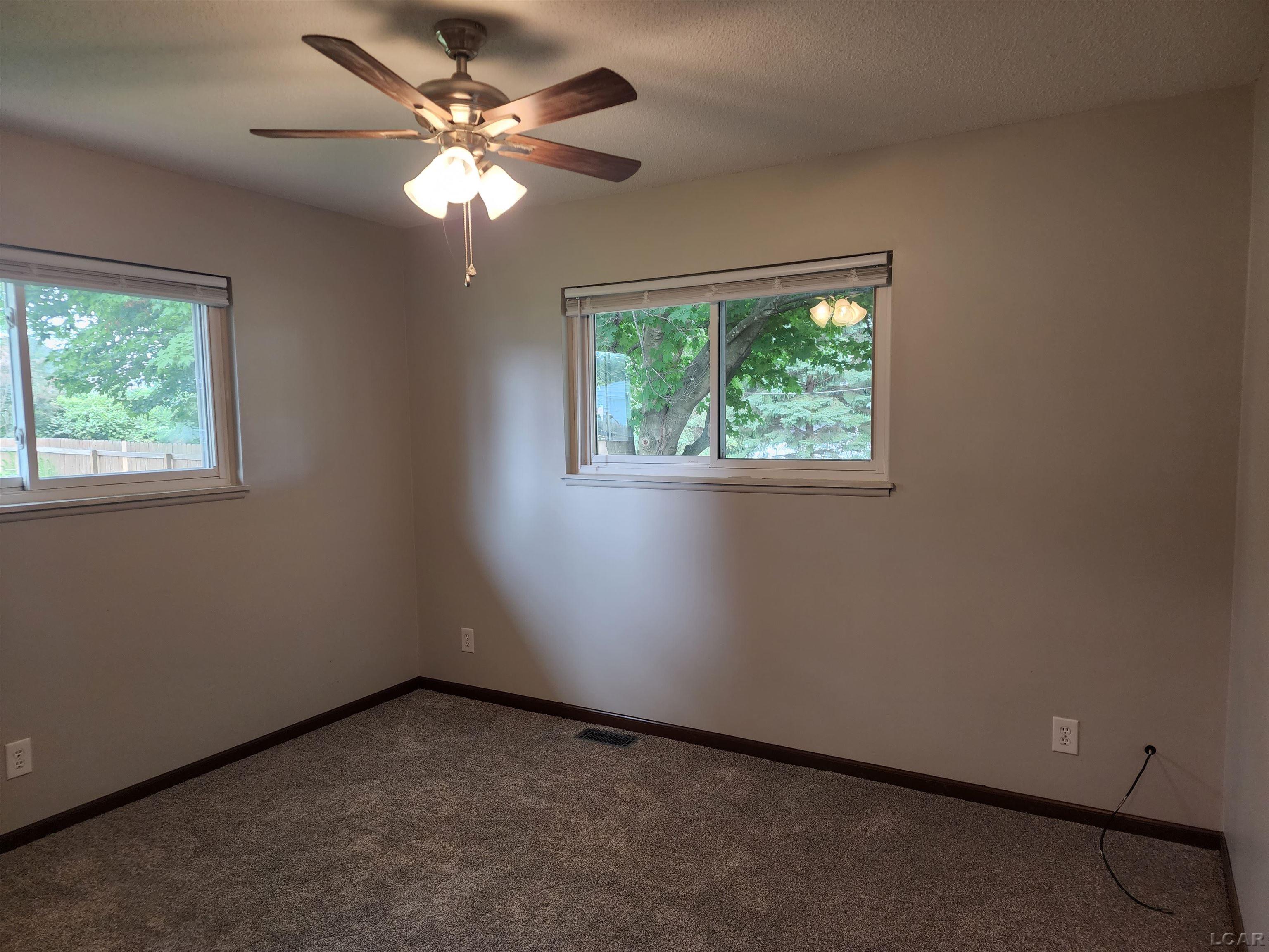 3901 Spielman Road Adrian, MI 49221 - Photo 15 of 34 50083842-15.JPG