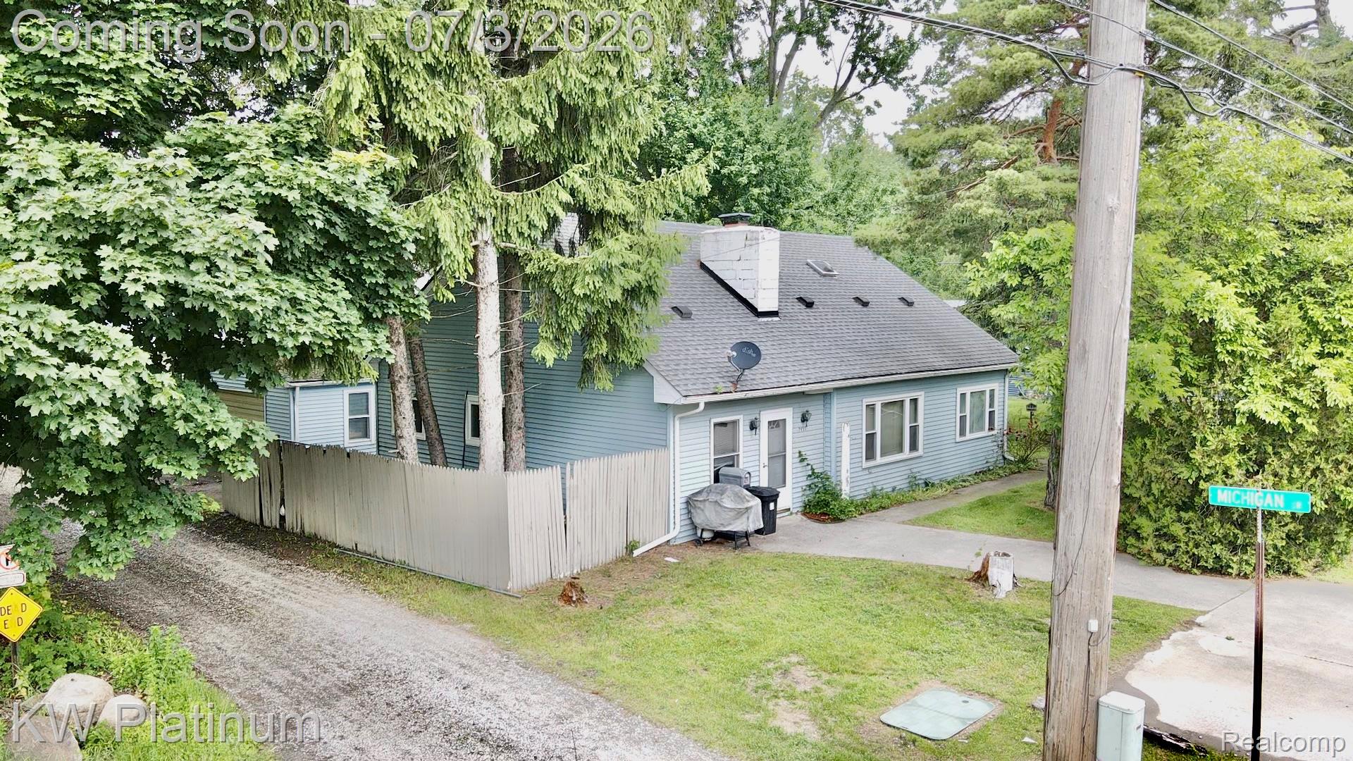 7955 Lakeshore Road Fort Gratiot, MI 48059 - Photo 18 of 30 2026-06-26-10-24-38-465.jpeg