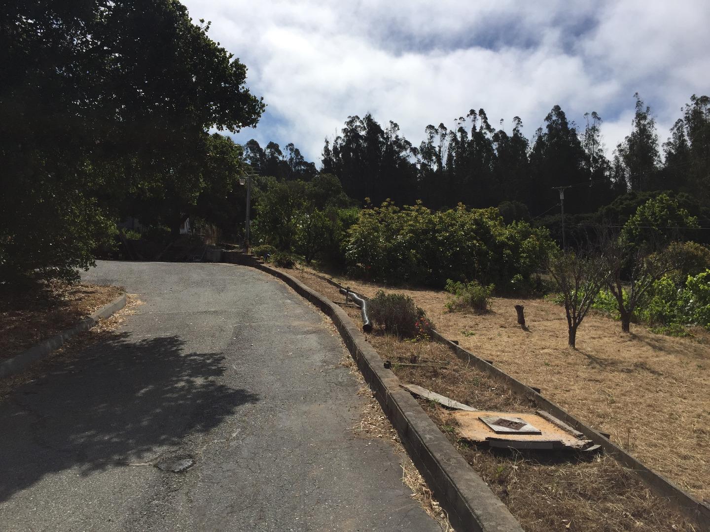 392 Vega Road Watsonville, CA 95076 - Photo 3 of 38