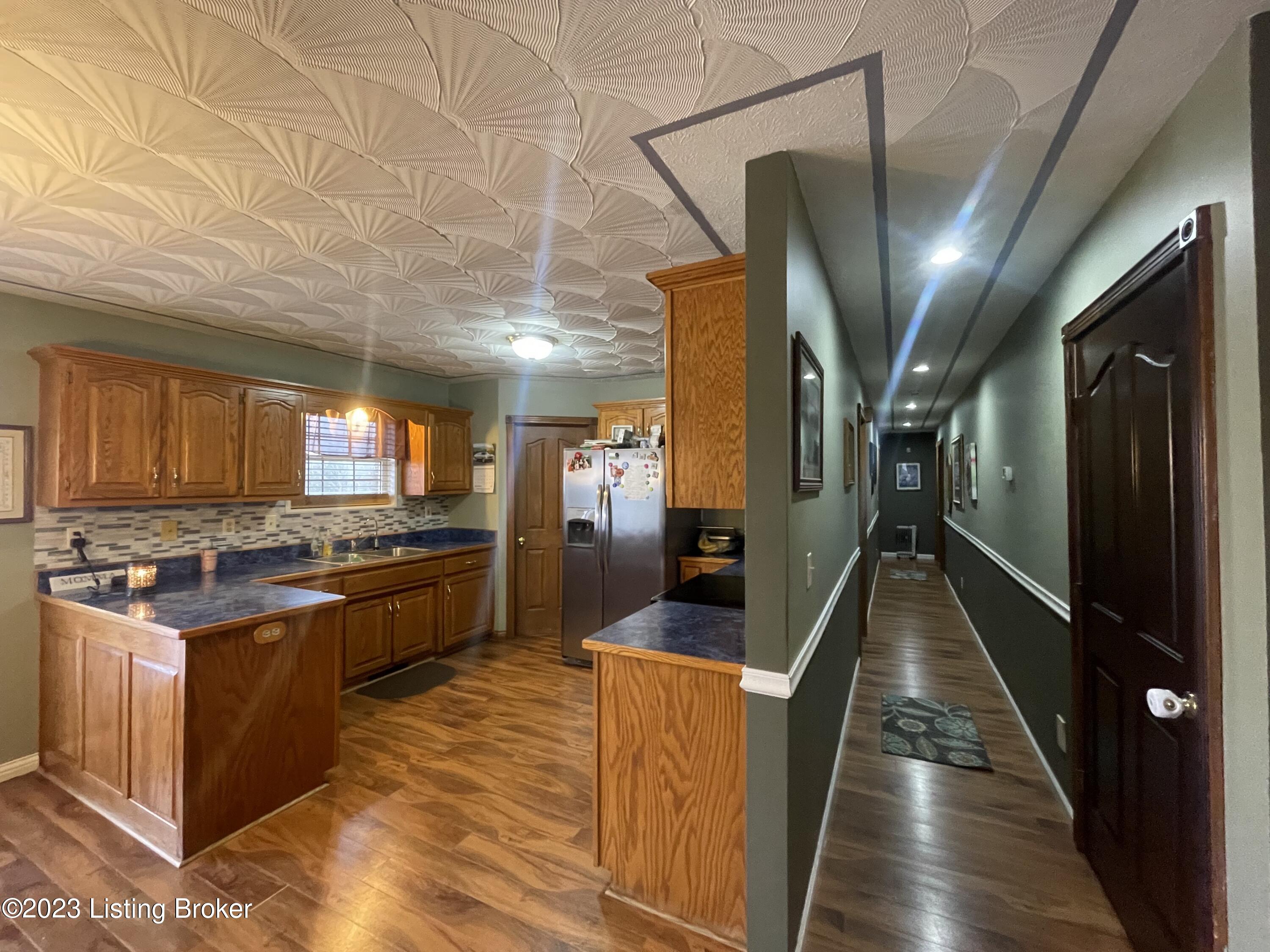 4120 Roberts Road Bardstown, KY 40004 - Photo 3 of 29 IMG_8386