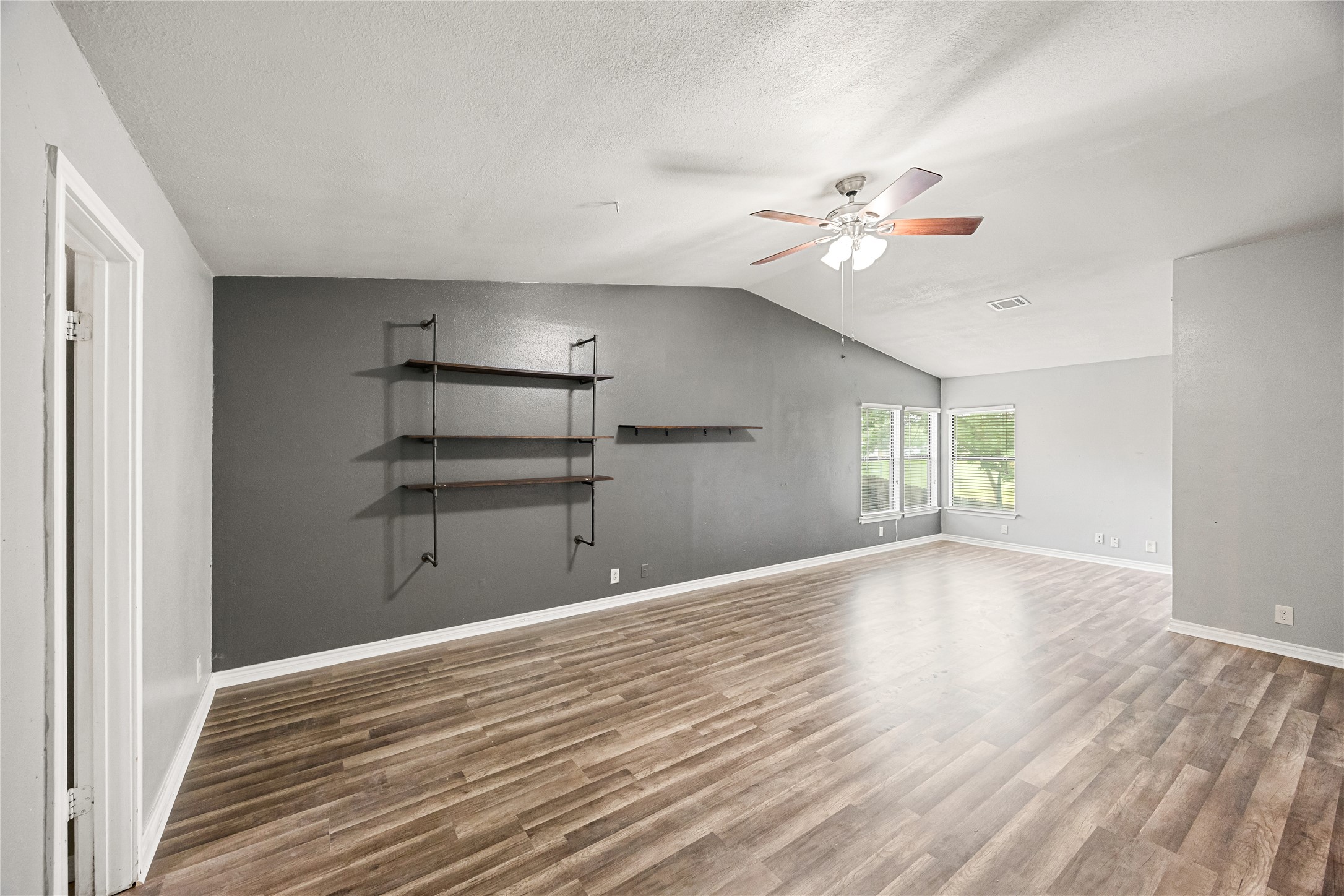 9735 Fortune Ridge Drive Converse, TX 78109 - Photo 22 of 38