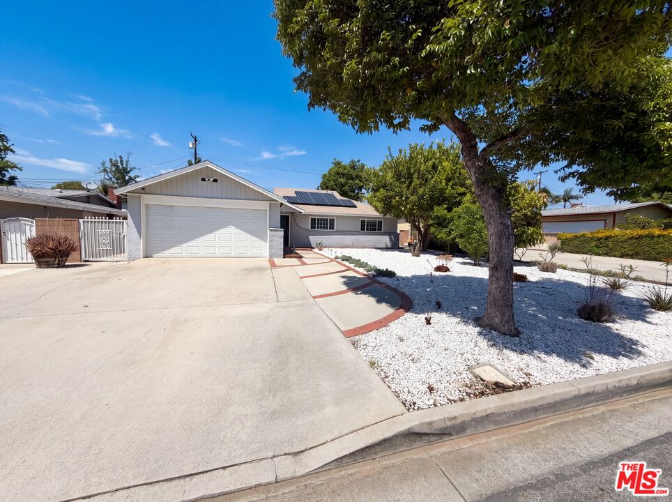 1007 East Citrus Edge Street Azusa, CA 91702 - Photo 25 of 33