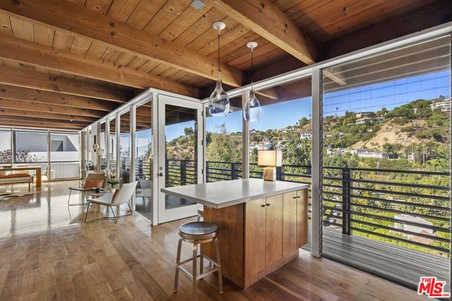 $13,000 | 9119 Thrasher Avenue, Los Angeles, CA 90069