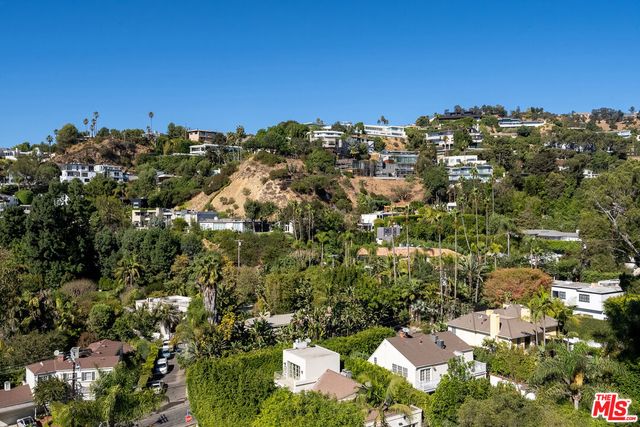 $13,000 | 9119 Thrasher Avenue, Los Angeles, CA 90069