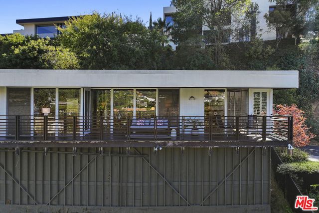 $13,000 | 9119 Thrasher Avenue, Los Angeles, CA 90069