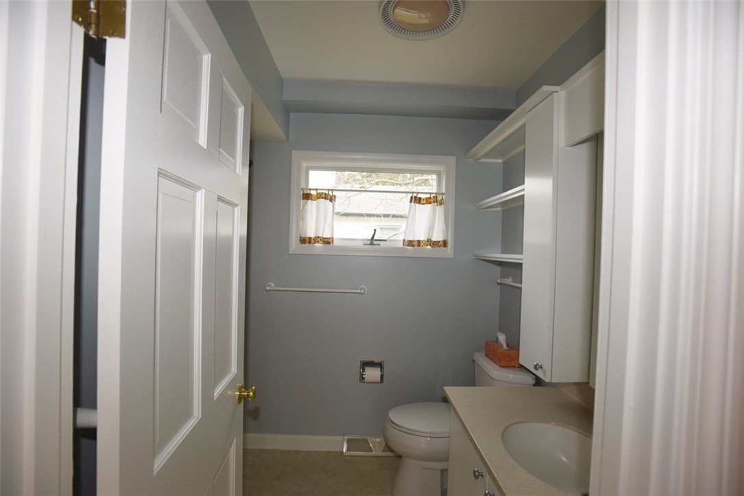 155 Conanicus Road Narragansett, RI 02882 - Photo 17 of 22