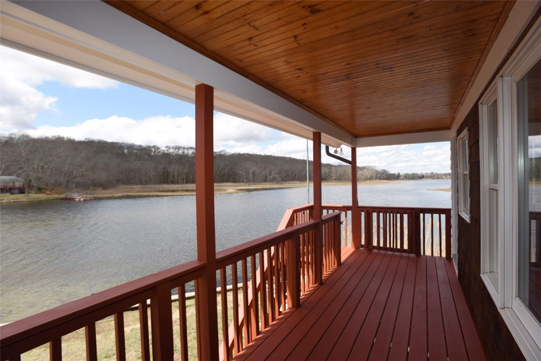 155 Conanicus Road Narragansett, RI 02882 - Photo 5 of 22