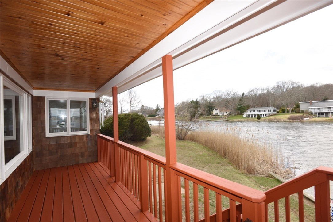 155 Conanicus Road Narragansett, RI 02882 - Photo 6 of 22