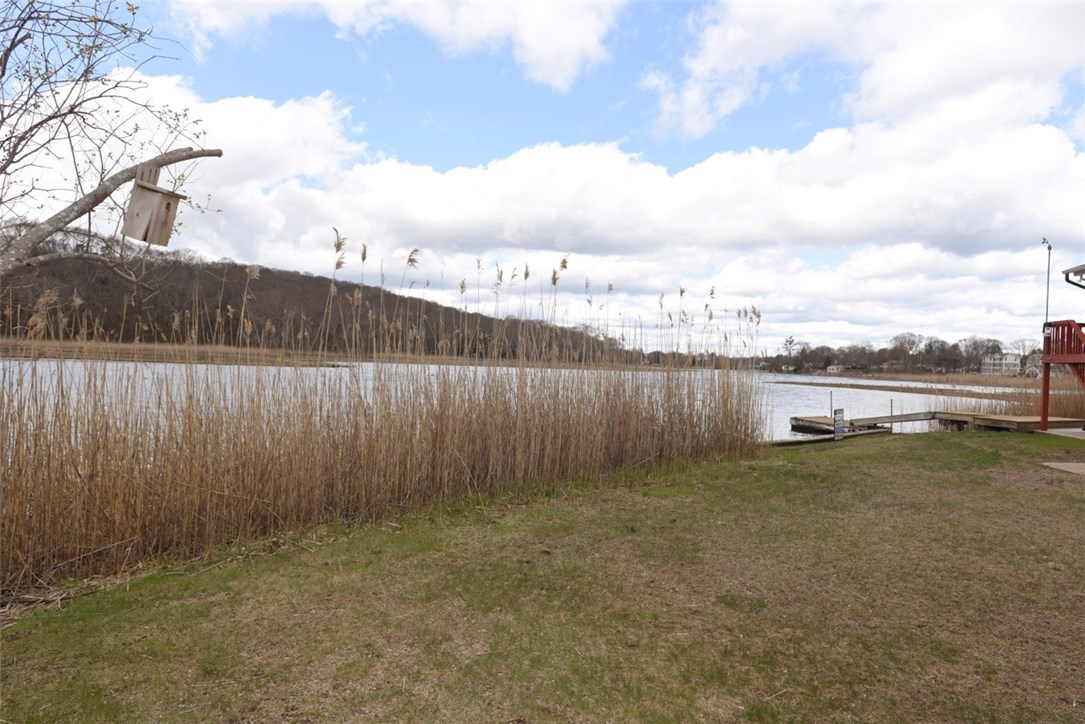 155 Conanicus Road Narragansett, RI 02882 - Photo 7 of 22