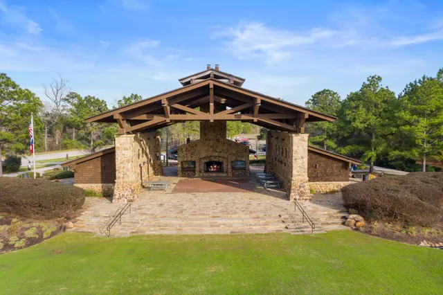 $3,700 | 102 Buck Trail Place, The Woodlands, TX 77389