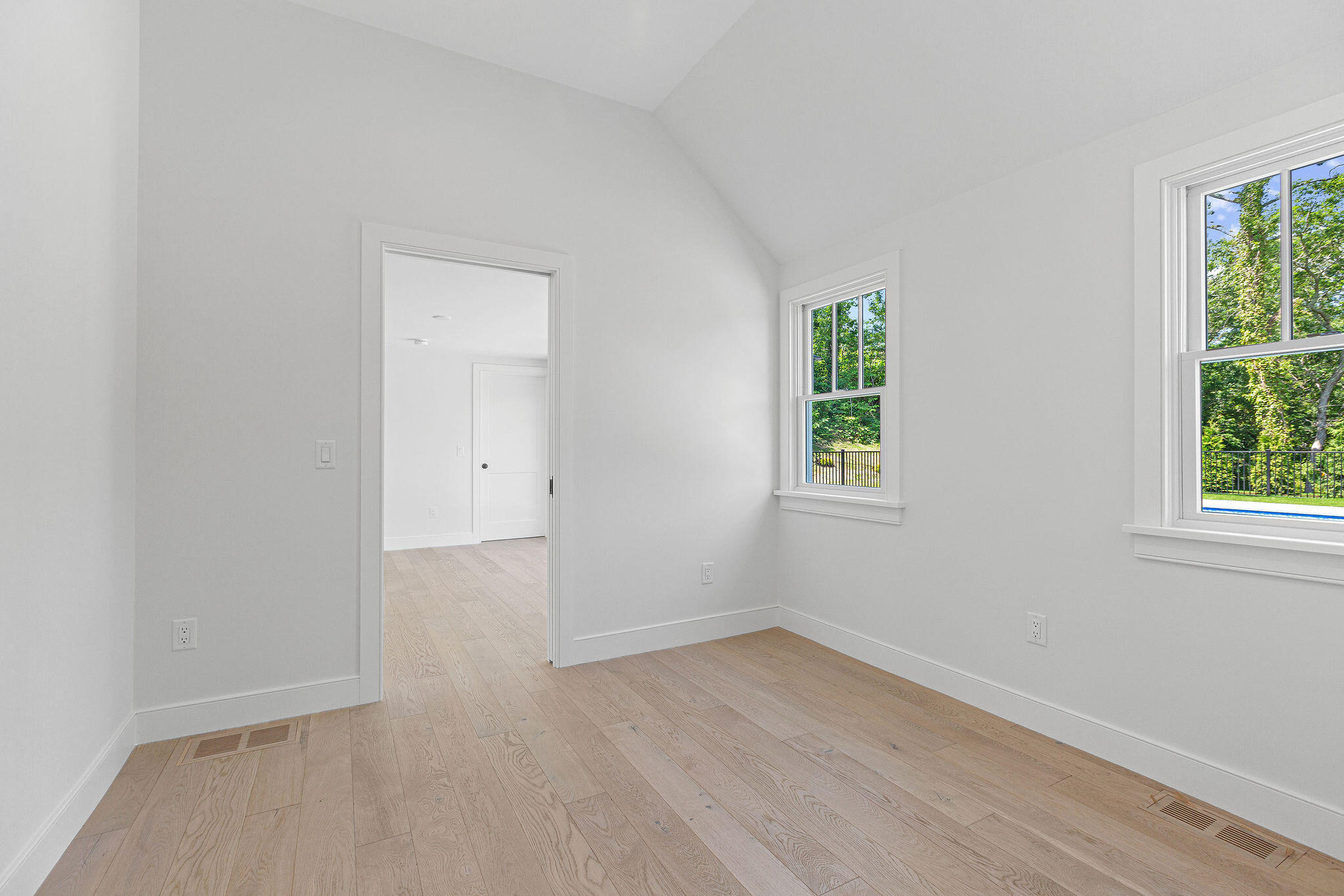 136 Monument Road Orleans, MA 02653 - Photo 53 of 97 136MonumentRd-49
