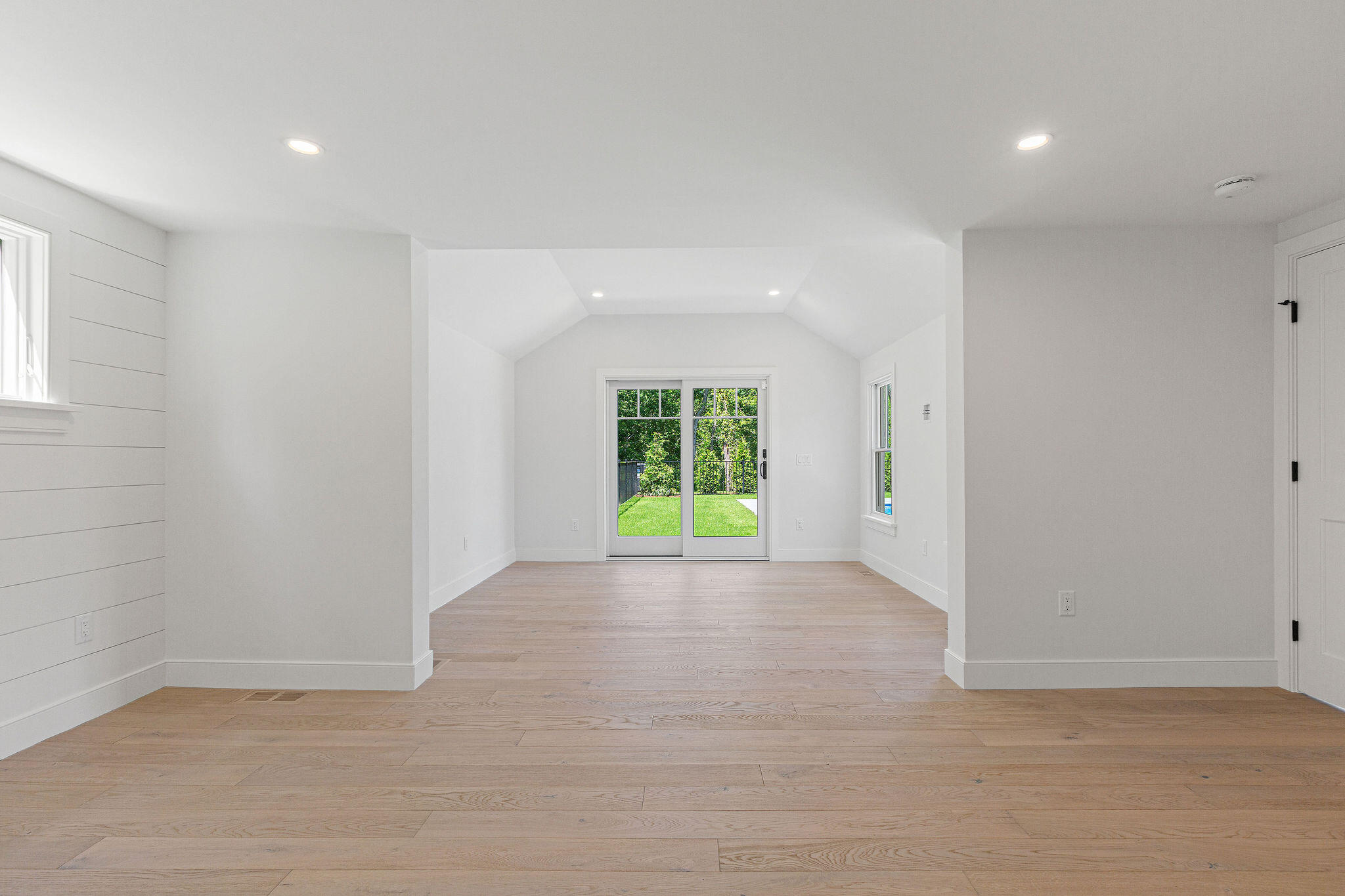 136 Monument Road Orleans, MA 02653 - Photo 58 of 97 136MonumentRd-54