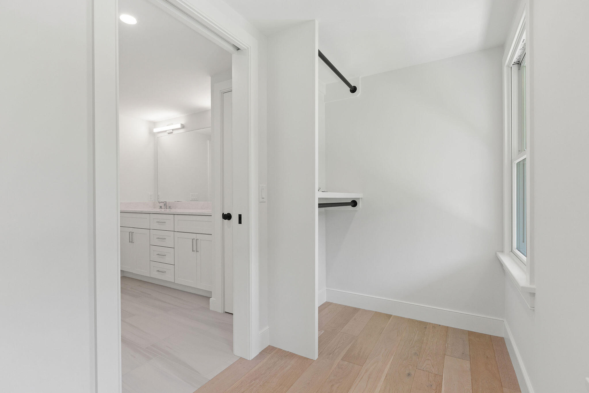 136 Monument Road Orleans, MA 02653 - Photo 68 of 97 136MonumentRd-64