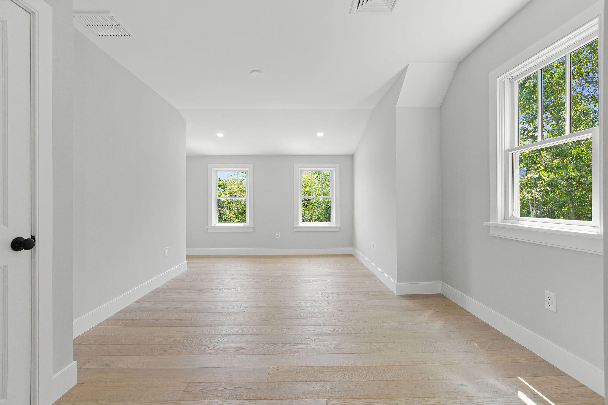 136 Monument Road Orleans, MA 02653 - Photo 71 of 97 136MonumentRd-66