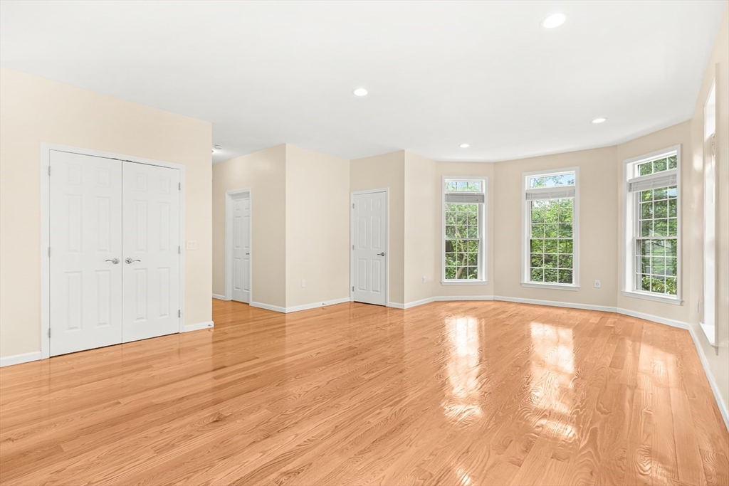 18 Grant Road Winchester, MA 01890 - Photo 5 of 42