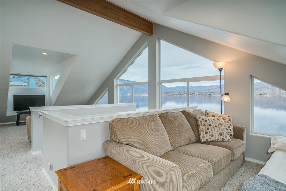 2720 South Lakeshore Road Chelan, WA 98816 - Photo 19 of 25 Gallery Image 19