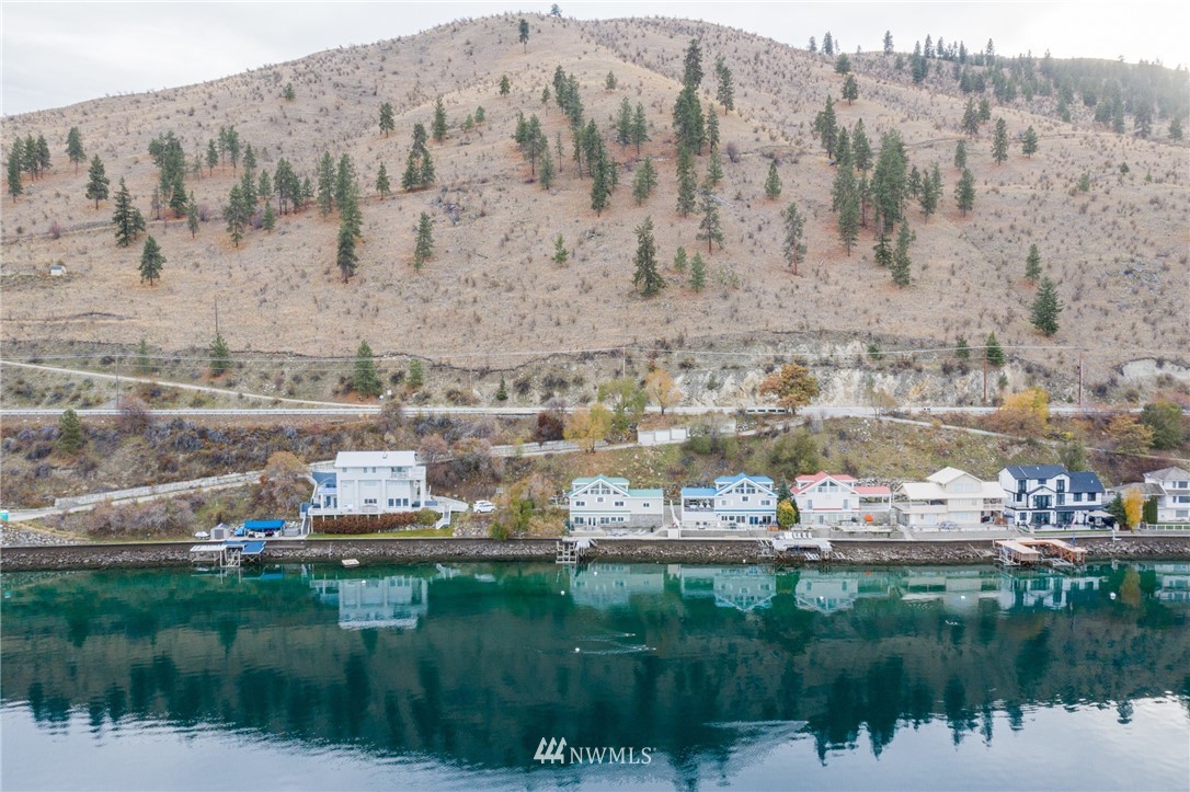 2720 South Lakeshore Road Chelan, WA 98816 - Photo 23 of 25 Gallery Image 23