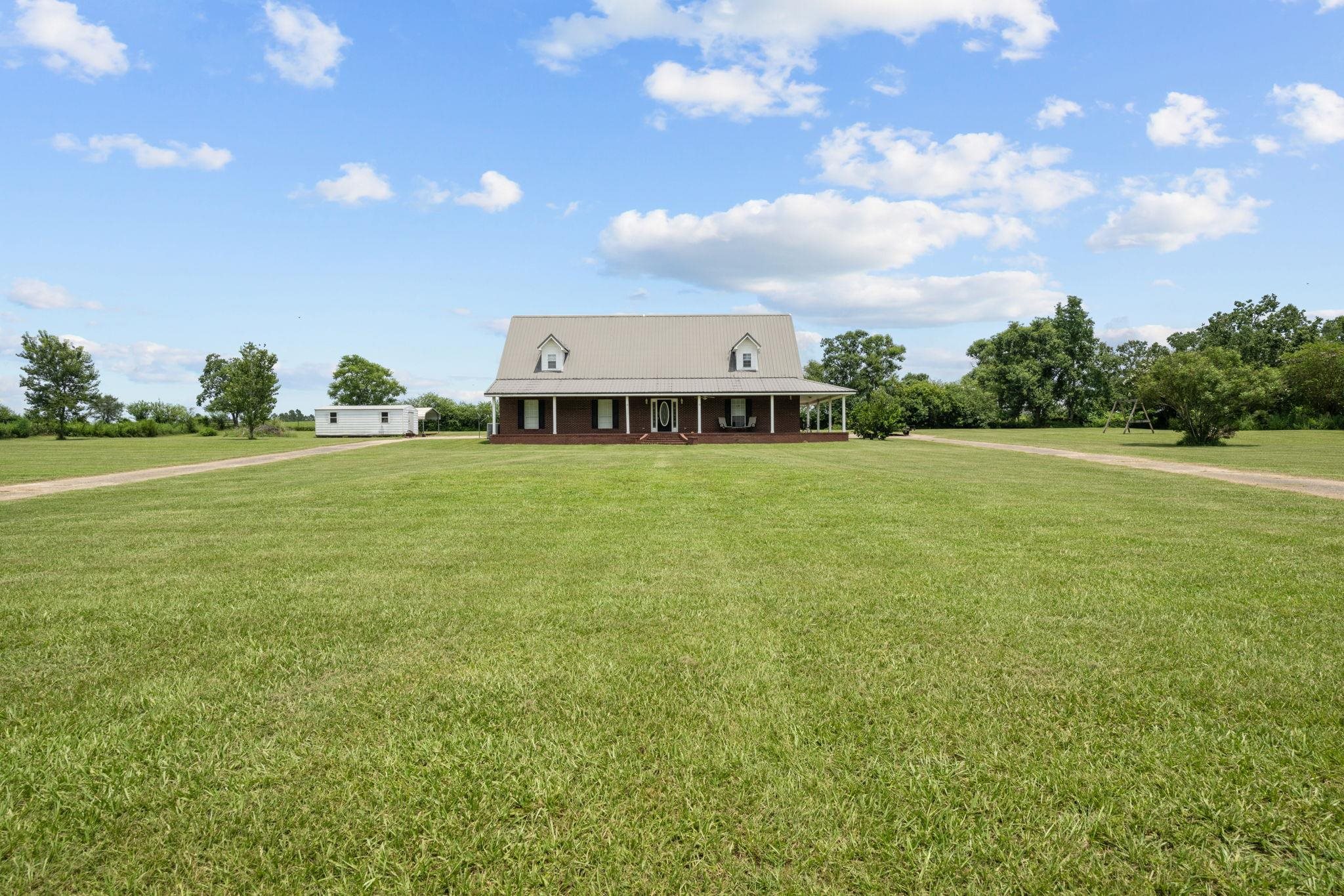 28660 Rose Run Road Robertsdale, AL 36567 - Photo 1 of 47