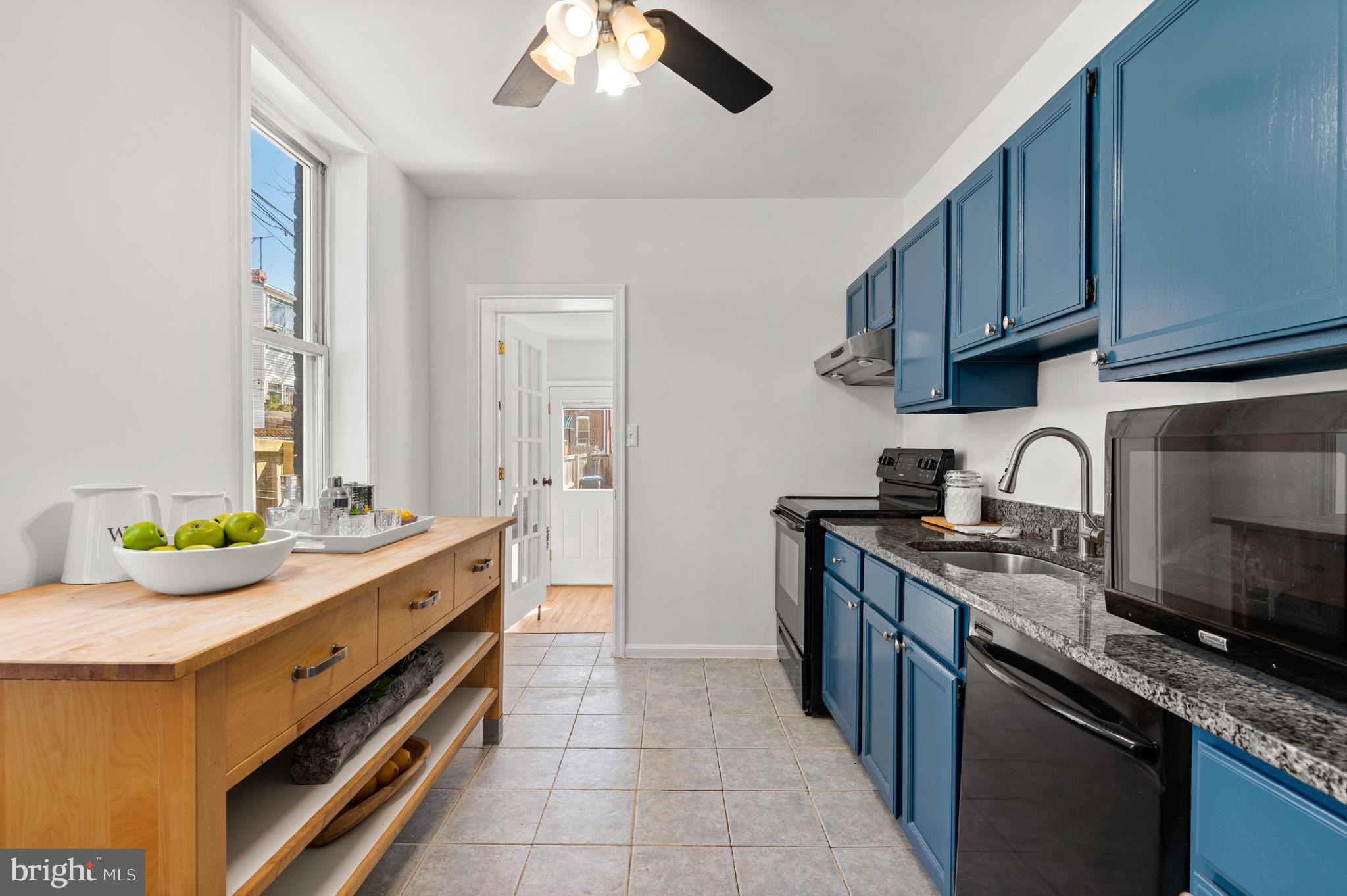 927 4th Street Northeast Washington, DC 20002 - Photo 8 of 18 Kitchen