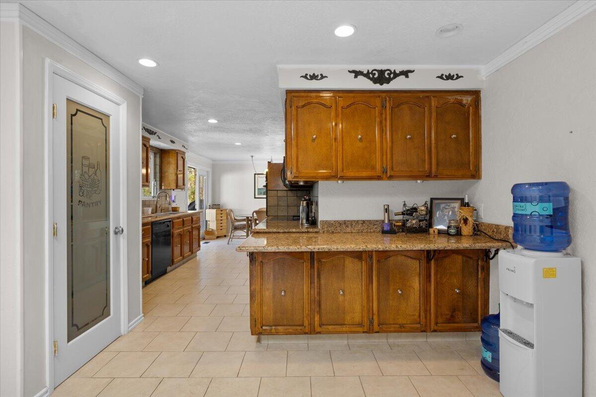 324 China Gulch Road Jacksonville, OR 97530 - Photo 15 of 45 1