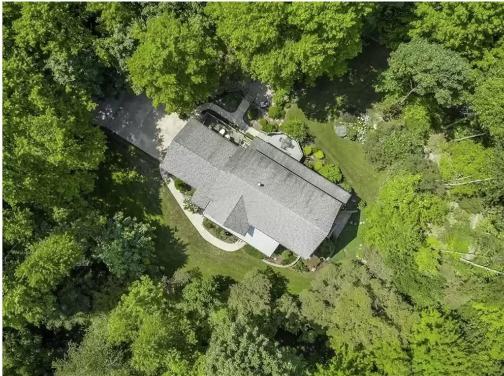 232 Devils Backbone Road New Castle, PA 16102 - Photo 6 of 25 an aerial view of a house