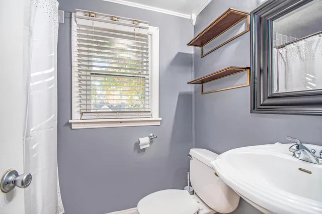 $289,000 | 856 Colrain Street Southwest, Wyoming, MI 49509