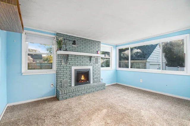 $289,000 | 856 Colrain Street Southwest, Wyoming, MI 49509