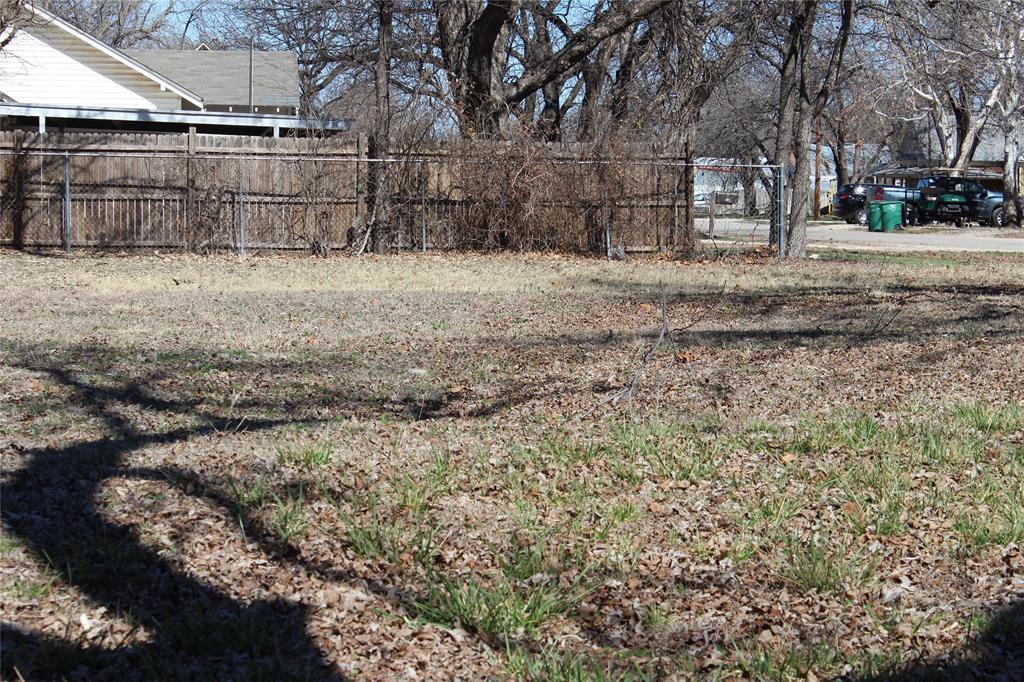 220 Rusk Street Clyde, TX 79510 - Photo 11 of 11 a backyard of a house with lots of green space