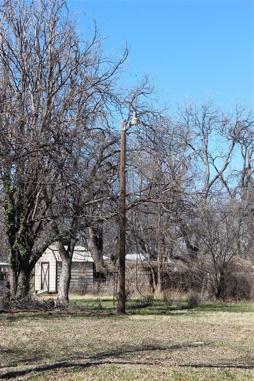 220 Rusk Street Clyde, TX 79510 - Photo 9 of 11 a view of outdoor space and yard