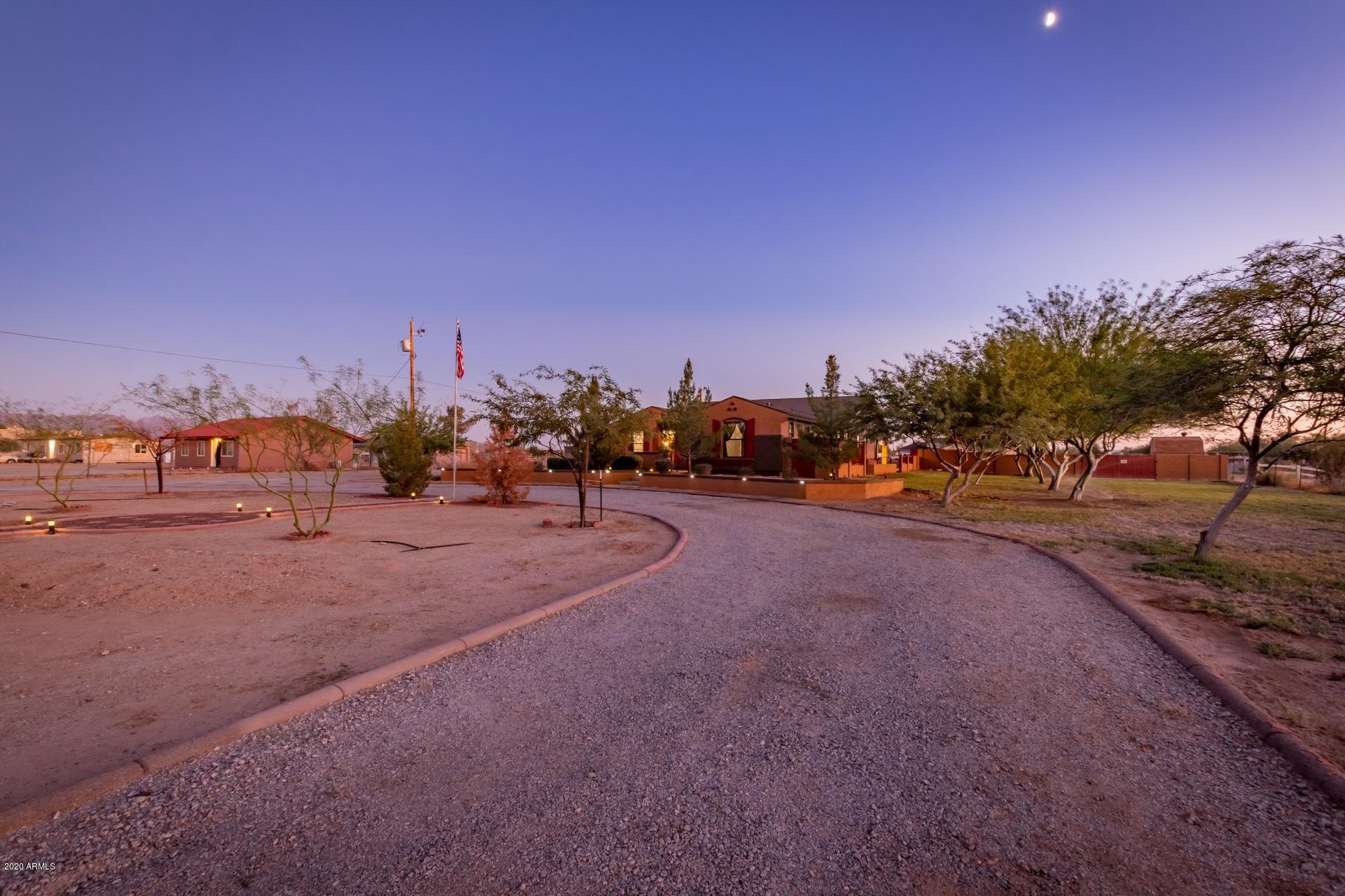 20655 West Telegram Path Road Buckeye, AZ 85326 - Photo 2 of 64 circular driveway