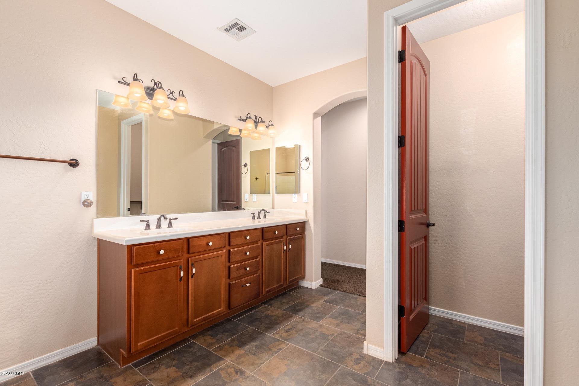 20655 West Telegram Path Road Buckeye, AZ 85326 - Photo 34 of 64 master bath