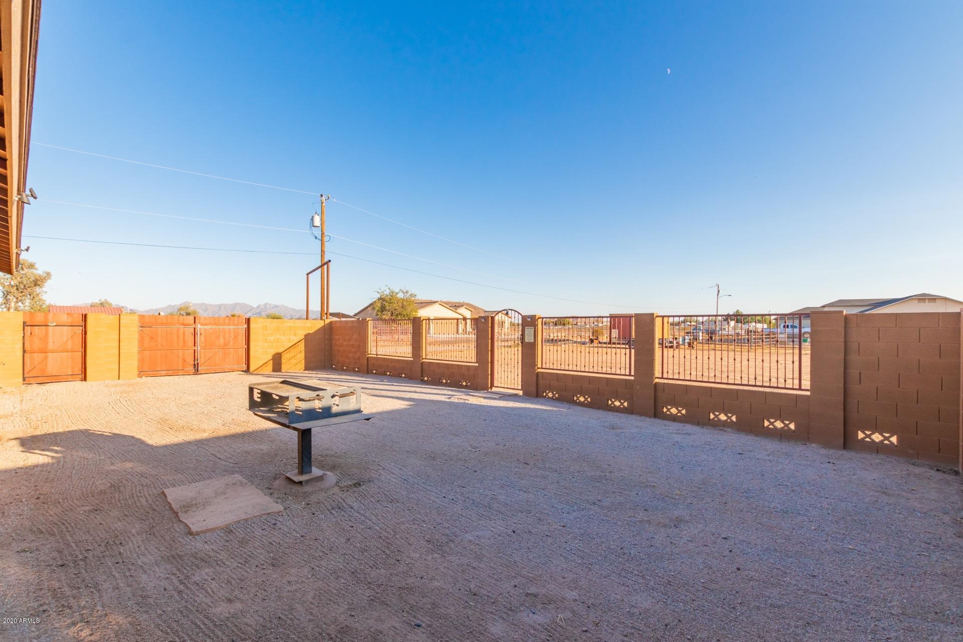 20655 West Telegram Path Road Buckeye, AZ 85326 - Photo 40 of 64 courtyard